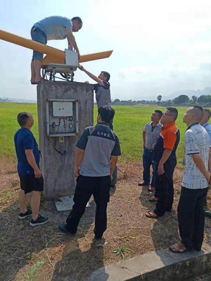 確保旅客順暢出行，機(jī)場一線職工高溫堅守！